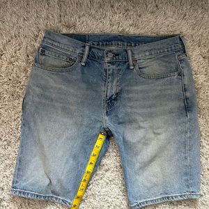 Men's Levi 511 jean shorts size 32